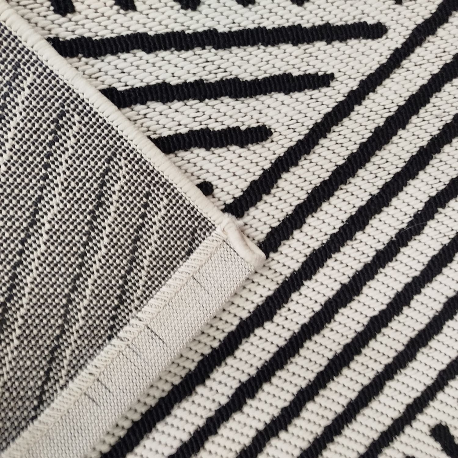 Alfombra 120X170  Verona  Blanco Negro 300