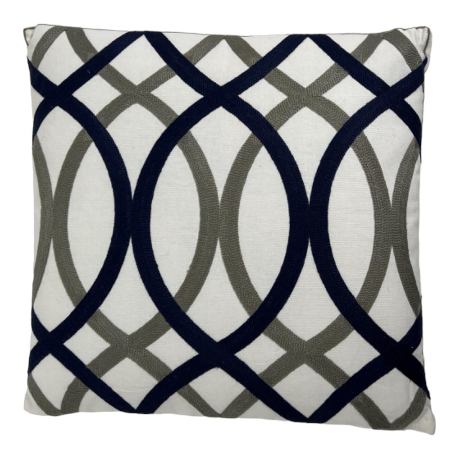 Cojin 45X45 Blanco Negro Ondas F243