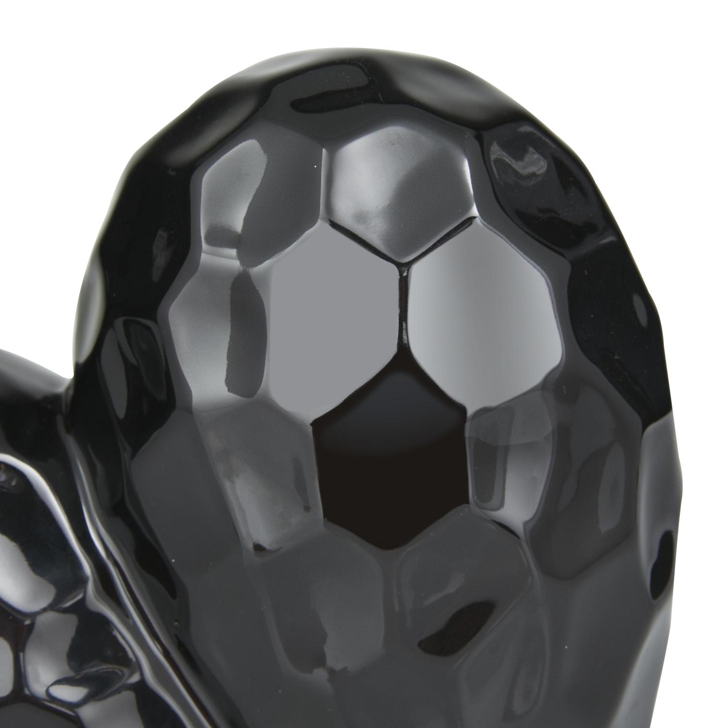 Figura 21X21X10 Negro Corazon