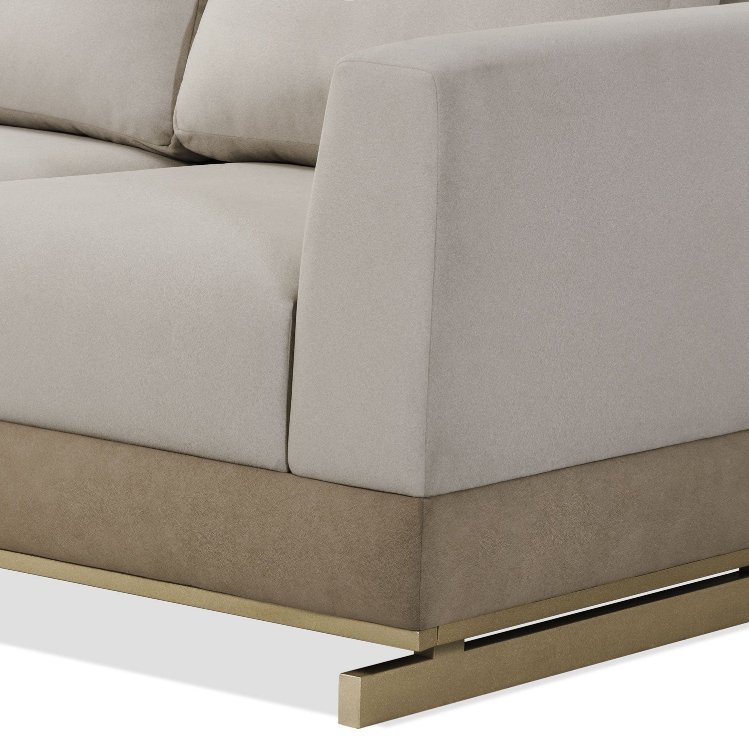 Sofá 3 Puestos Marcus Velvet Siena Avellana, Champaña