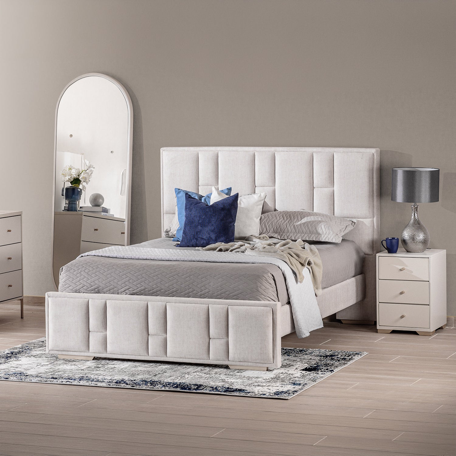 Cama Doble Thymon Velvet Beige, Champaña