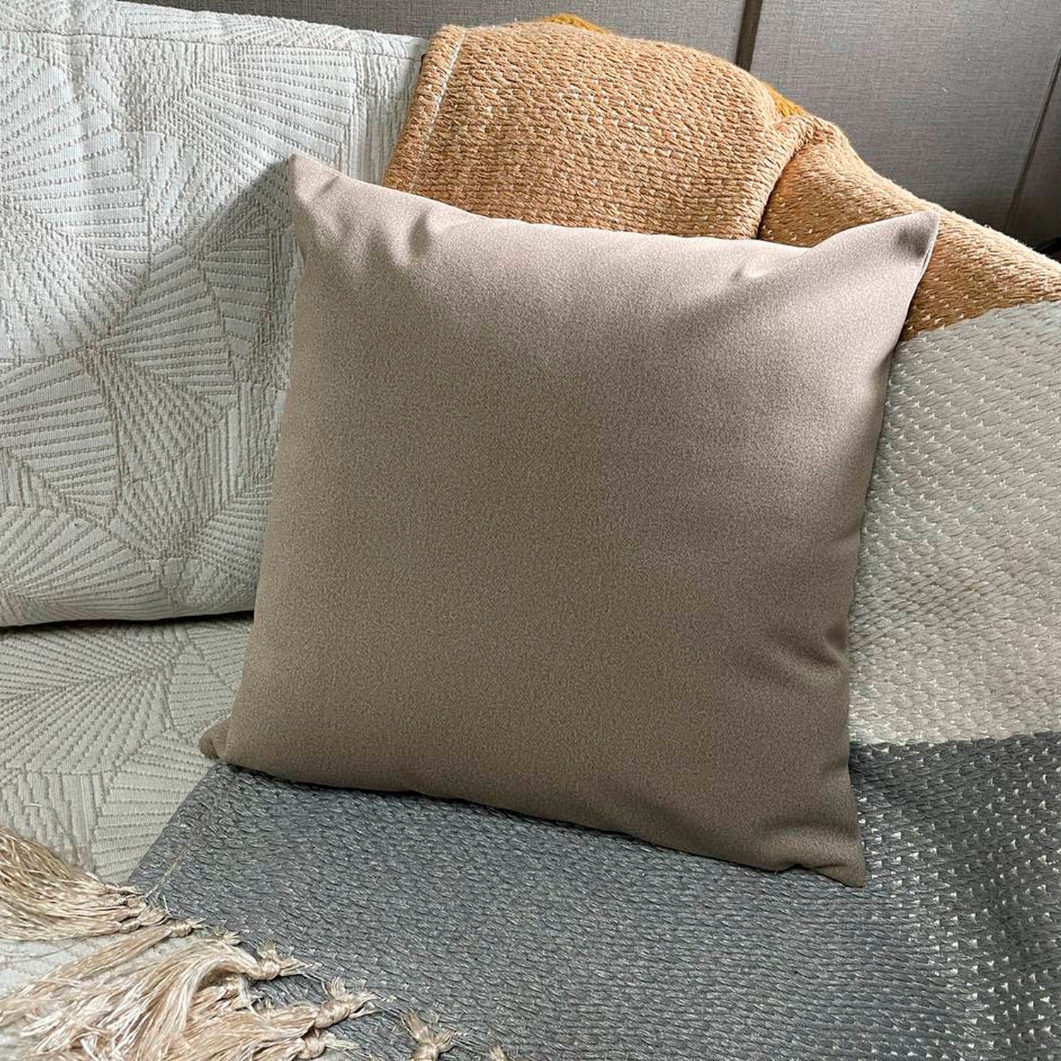 Cojin 45X45 Cassini Avellana