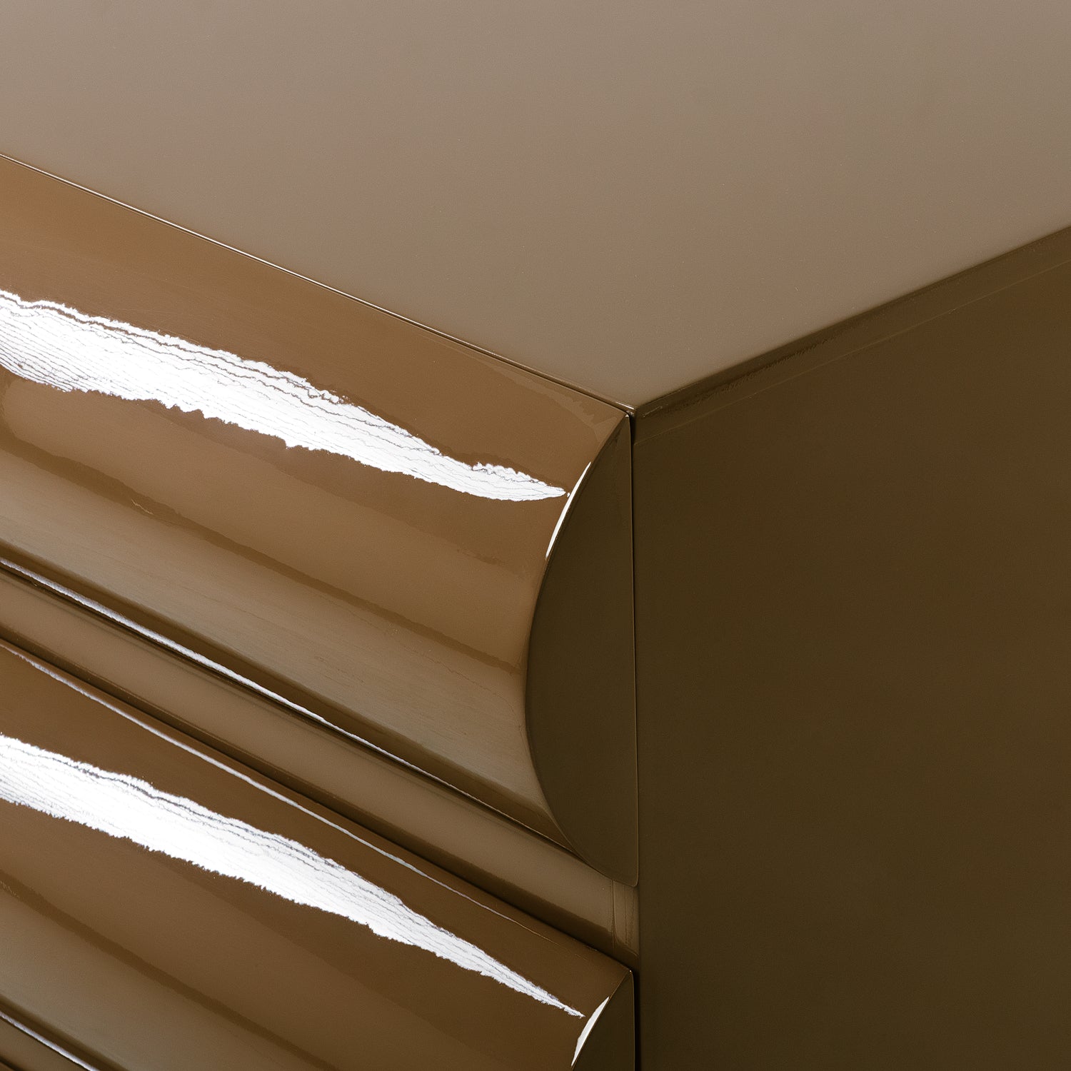 Cómoda Sienna Capuchino