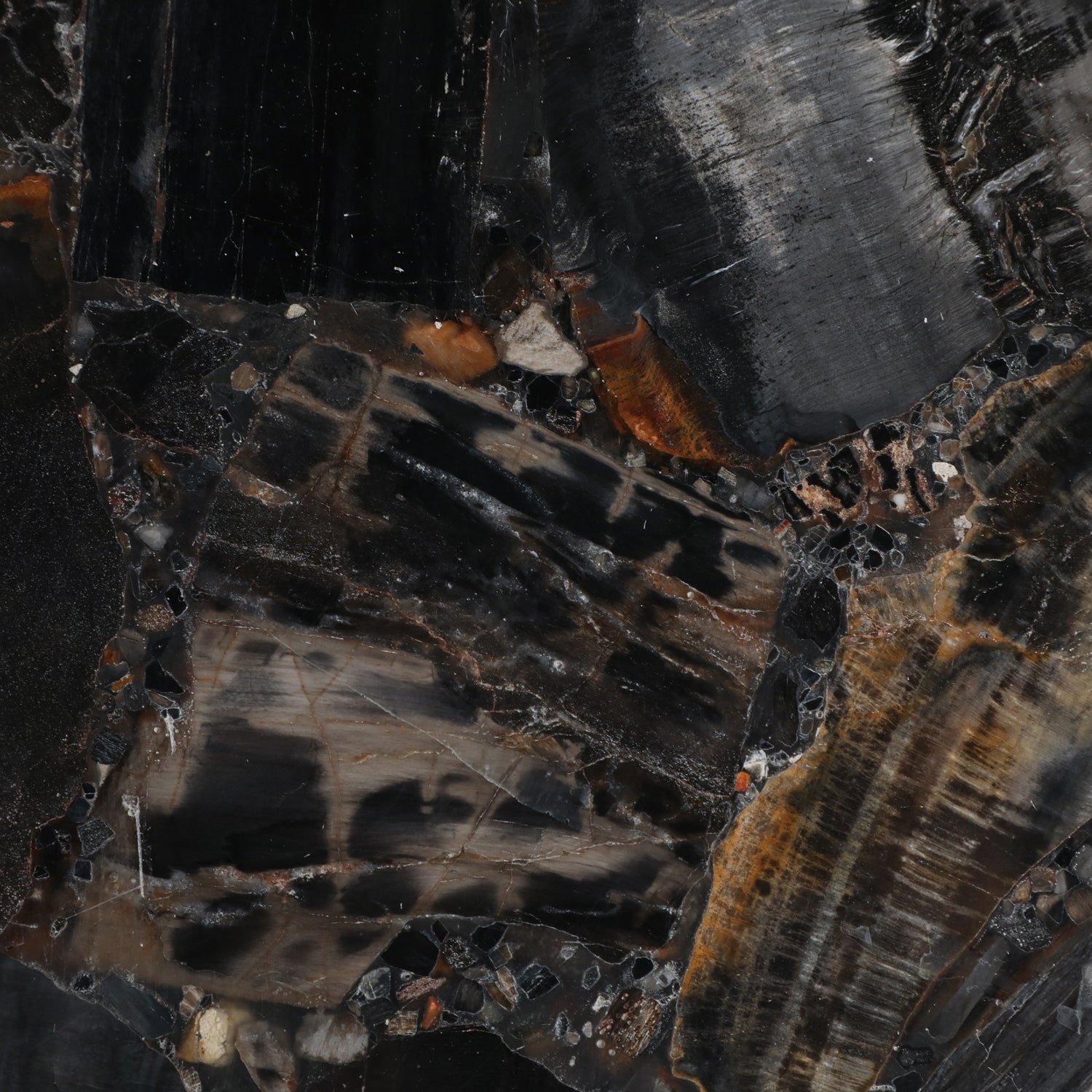 Mesa Auxiliar Emma Dorado, Negro 63X25 Lv25