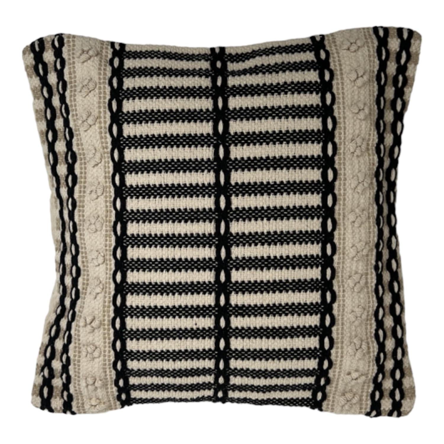 Cojin 50X50 Blanc Neg Linea Bohemio F243