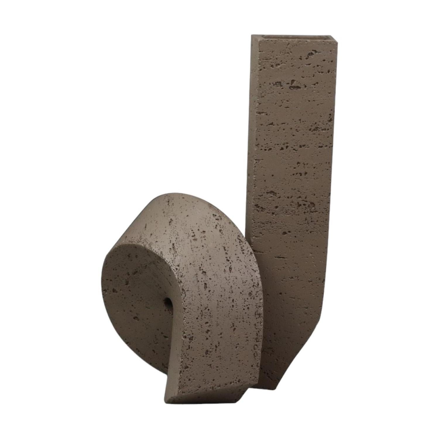 Figura 19X17X30 Café Nudo F243