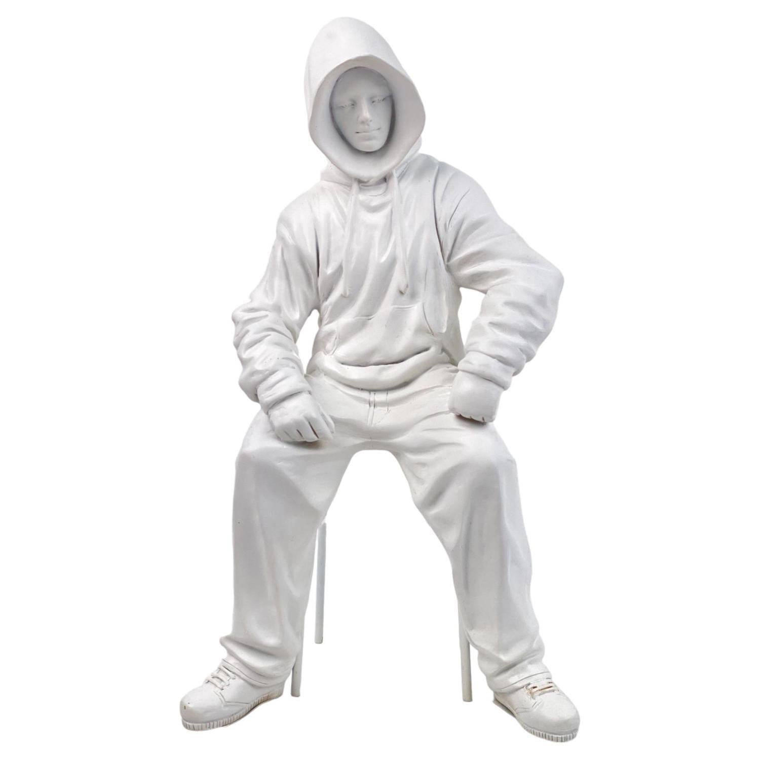 Figur 19X13.5X36 Blanco Man Capucha F243