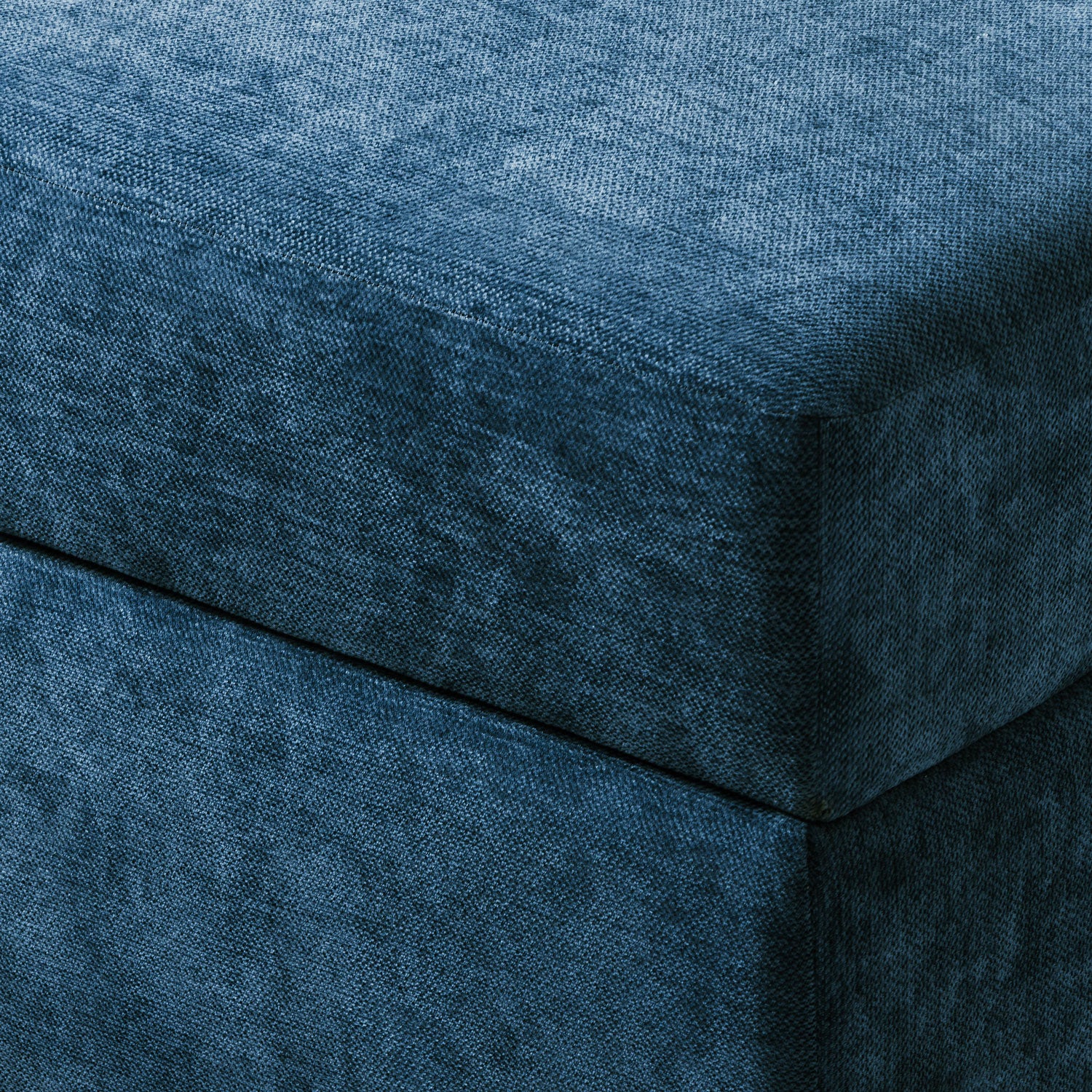 Puff Baúl Oklam Chenille Koi Indigo