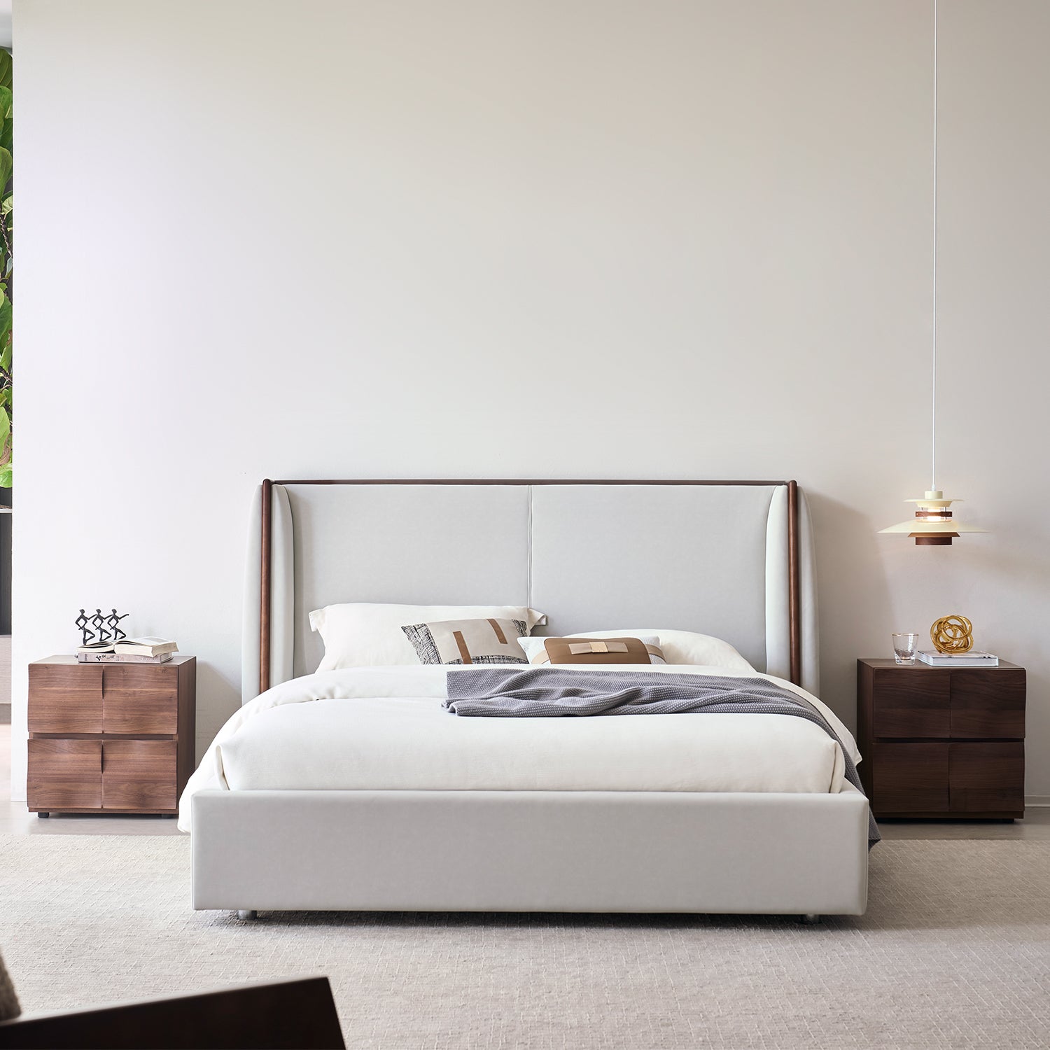 Cama Queen Taylor Velvet Beige