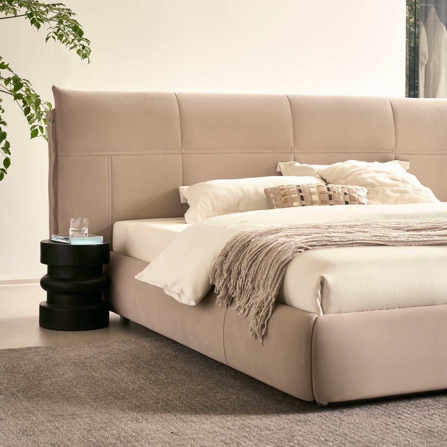 Cama King Lucas Velvet Beige