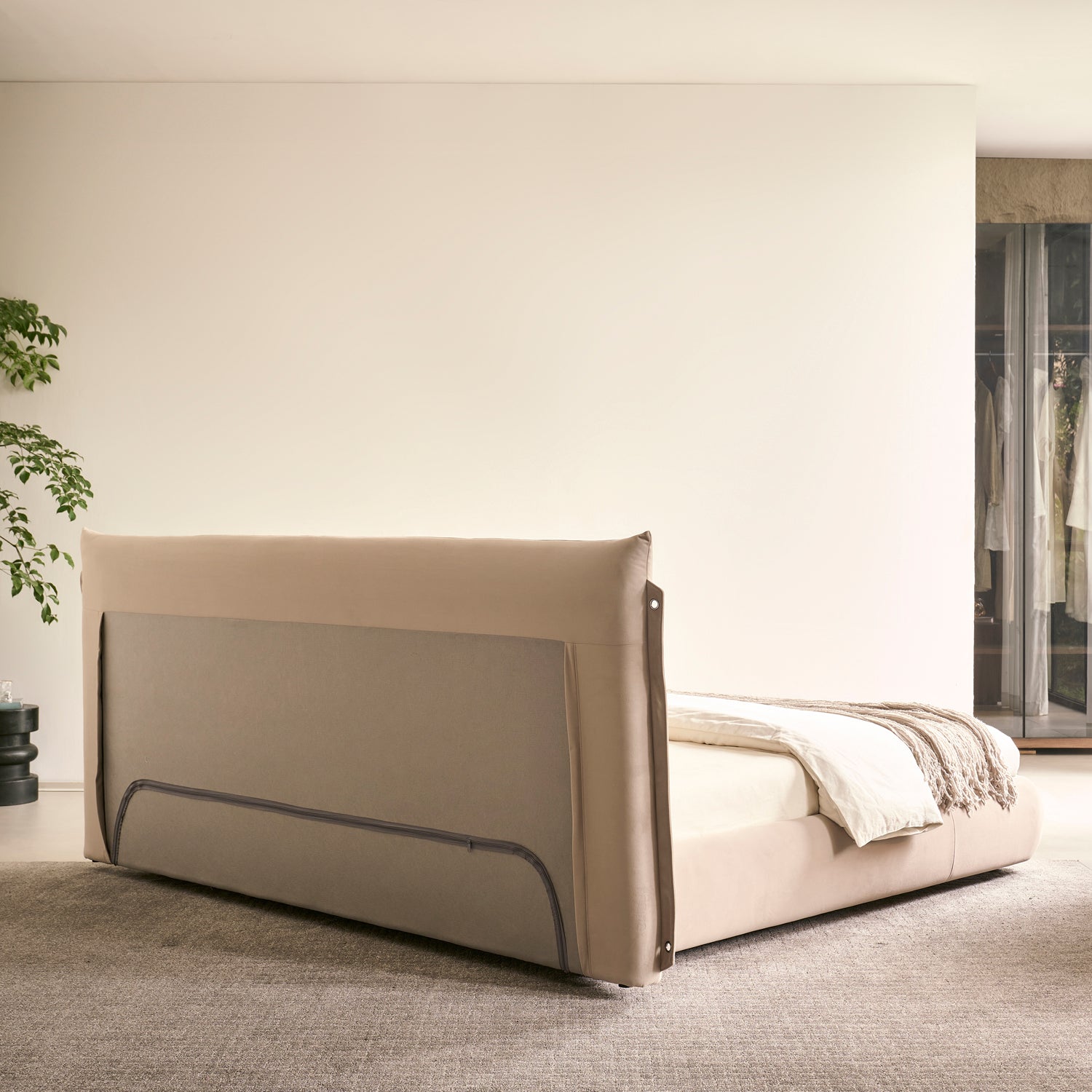 Cama King Lucas Velvet Beige