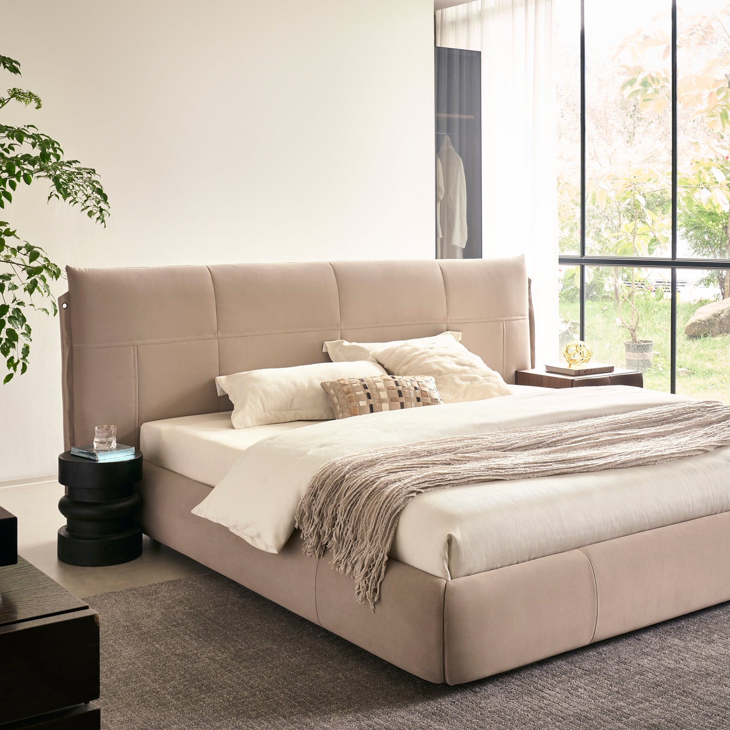 Cama Queen Lucas Velvet Beige