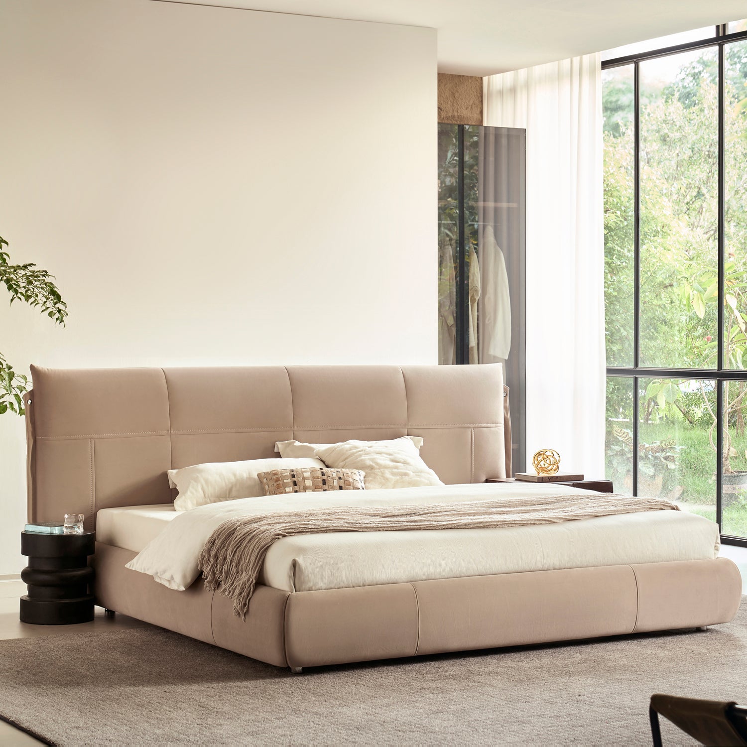 Cama Queen Lucas Velvet Beige