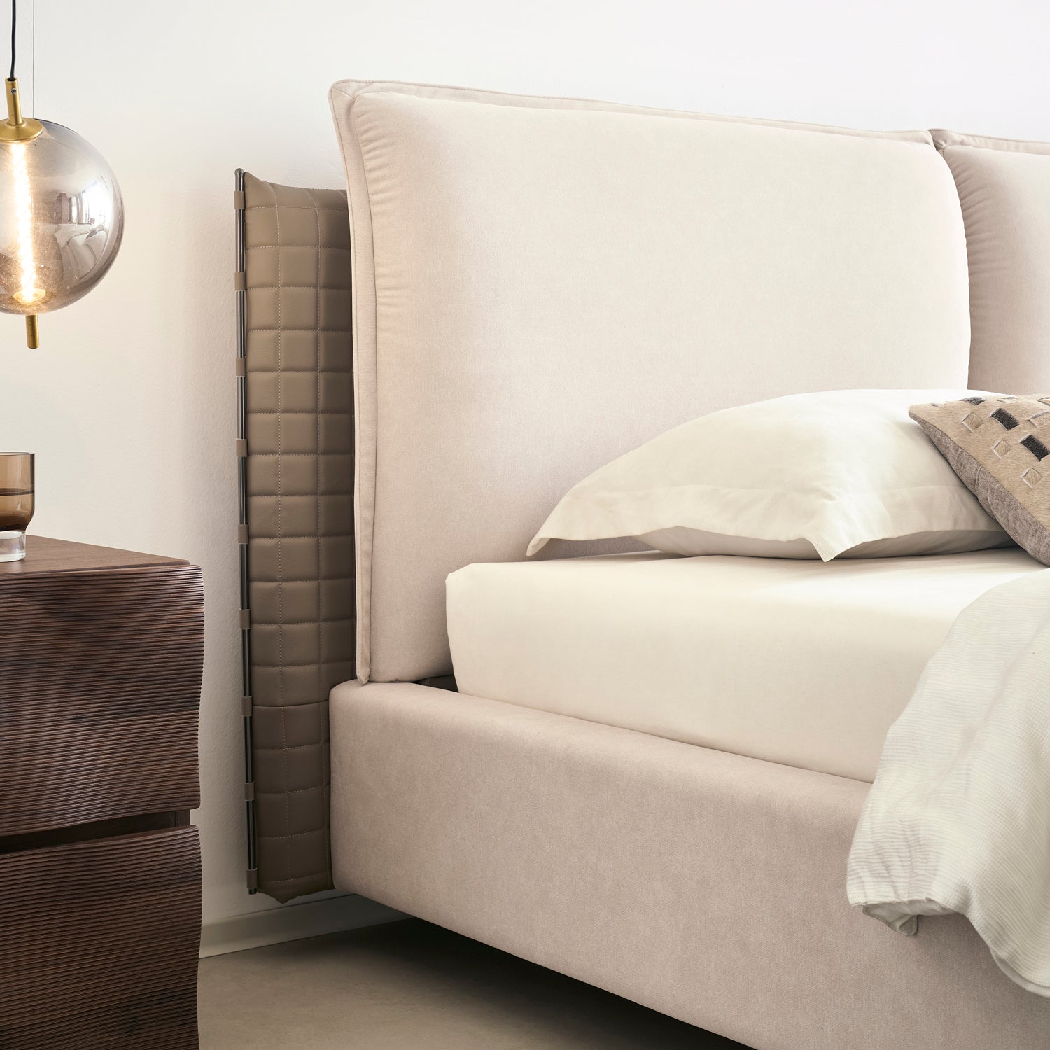 Cama King Lincon Velvet Beige