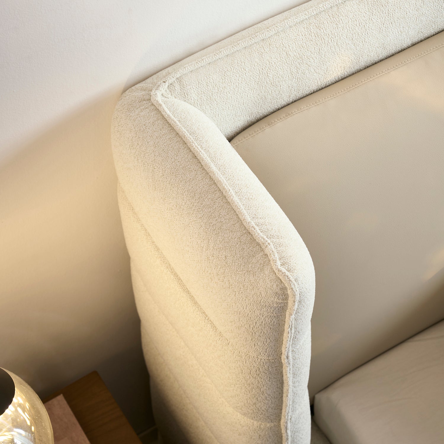 Cama Queen Toscana Velvet Beige