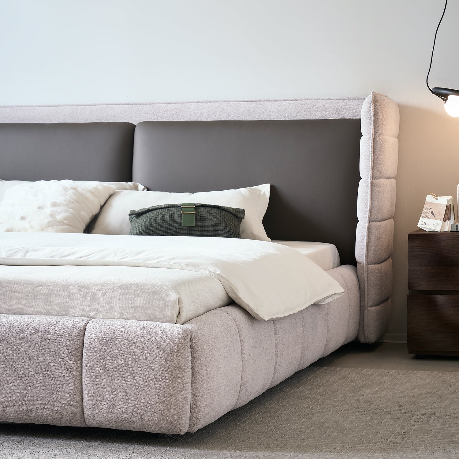 Cama Queen Toscana Velvet  Café