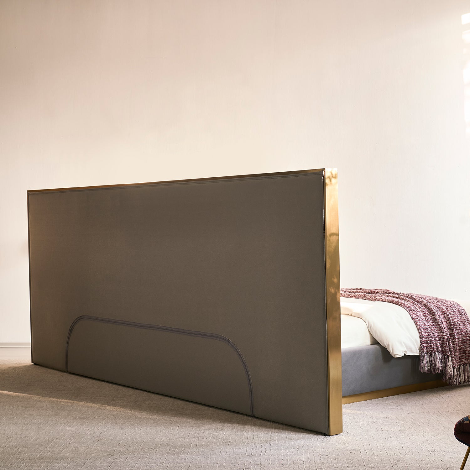 Cama Queen Sharon Velvet Gris Oscuro