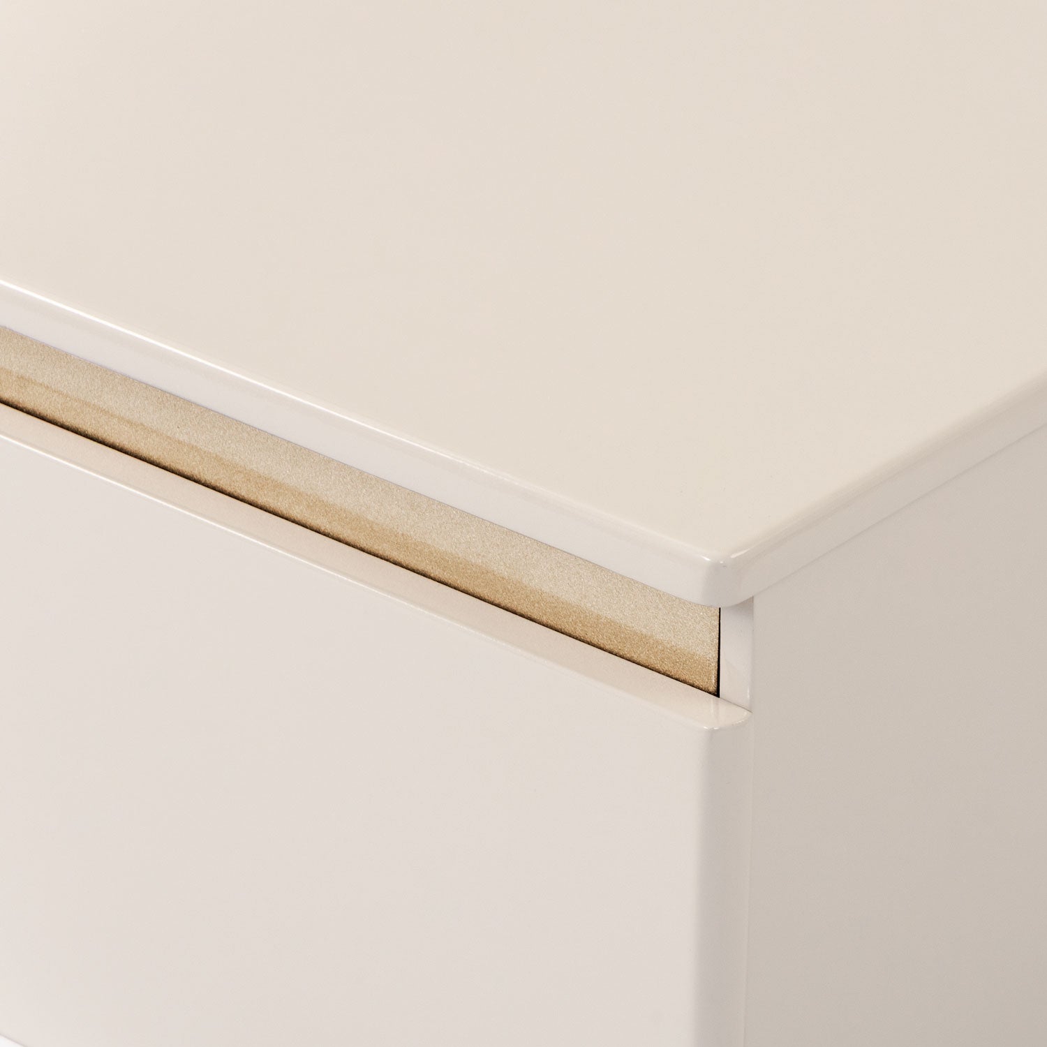 Mesa De Noche Harrison Greige, Champaña Flotante 38 Cm