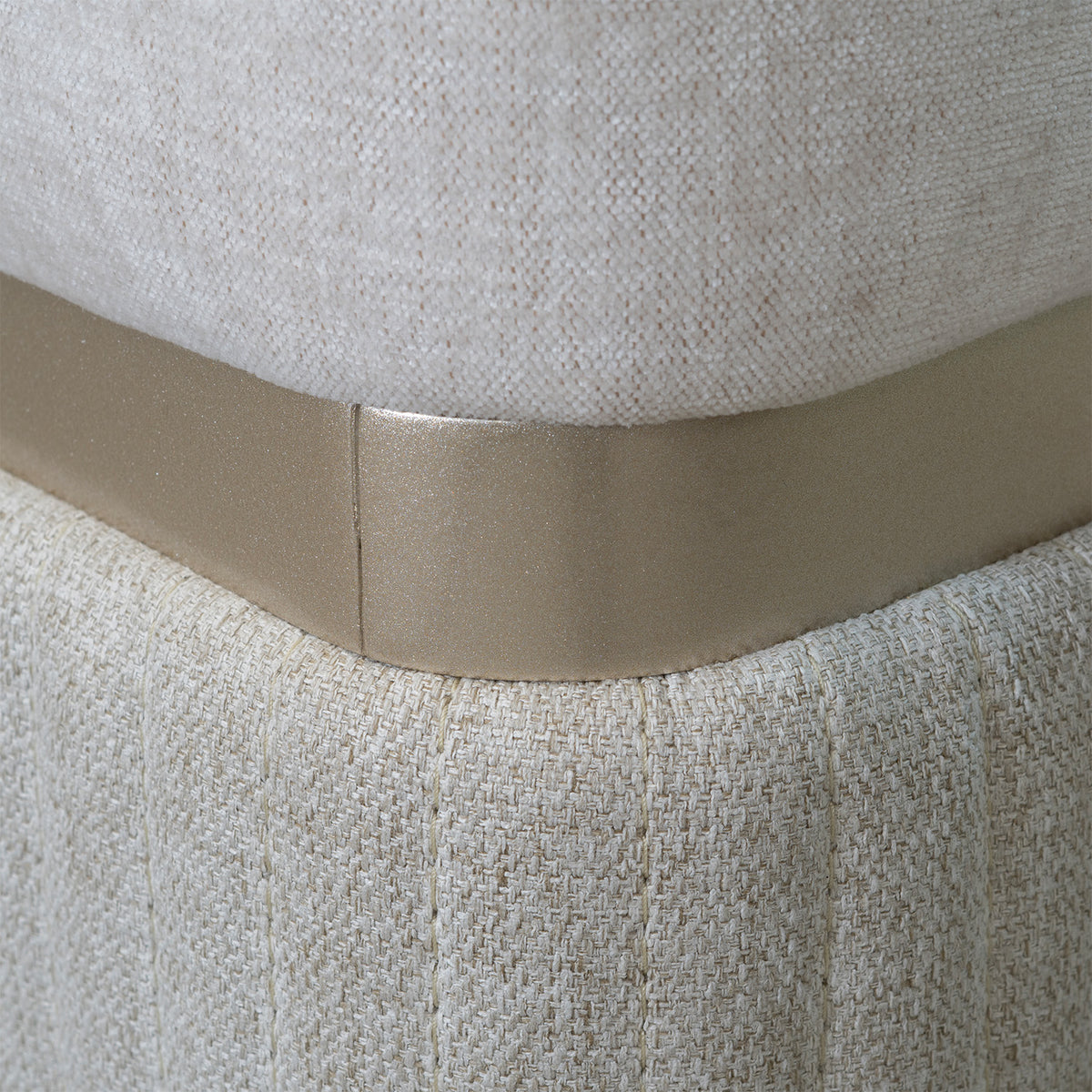 Sillón Reclinable Dior Chenille Touch Almendra, Beige, Mecedora Giratoria, Champaña