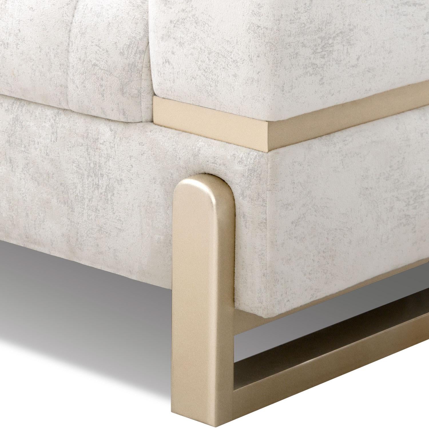 Sofa 2 Puestos Bonn Velvet Prisma Crema, Champaña.