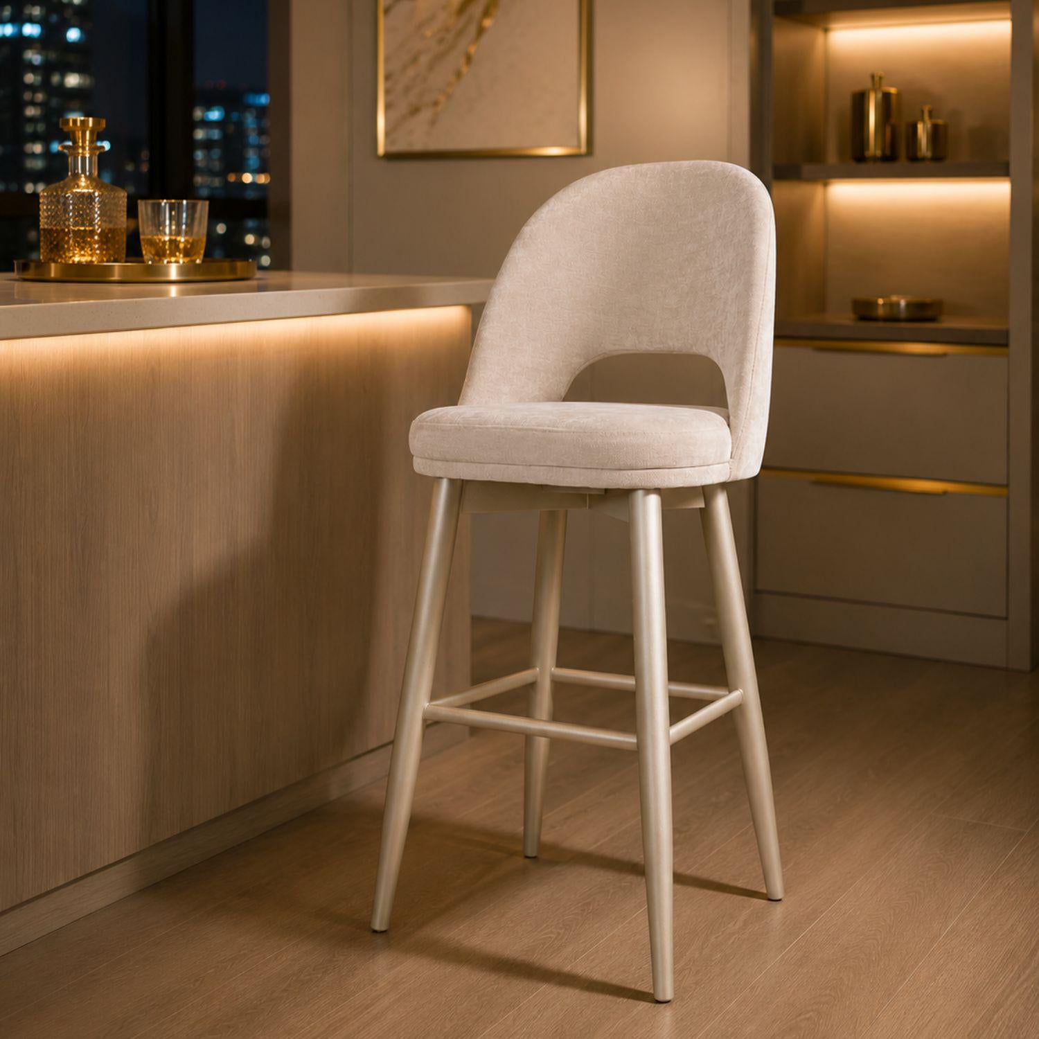 Silla Para Barra Versalles Velvet Beige, Champaña Poliuretano