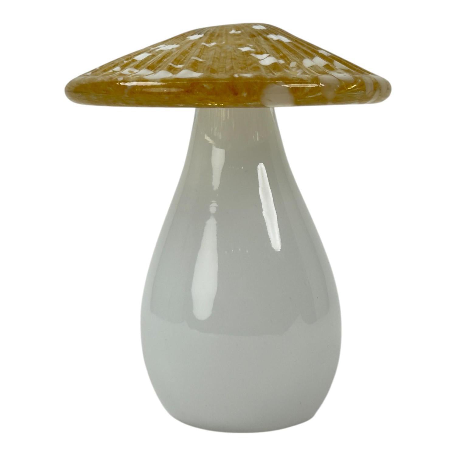 Figura 20X16Cm Ambar/Blanco Hongo F253