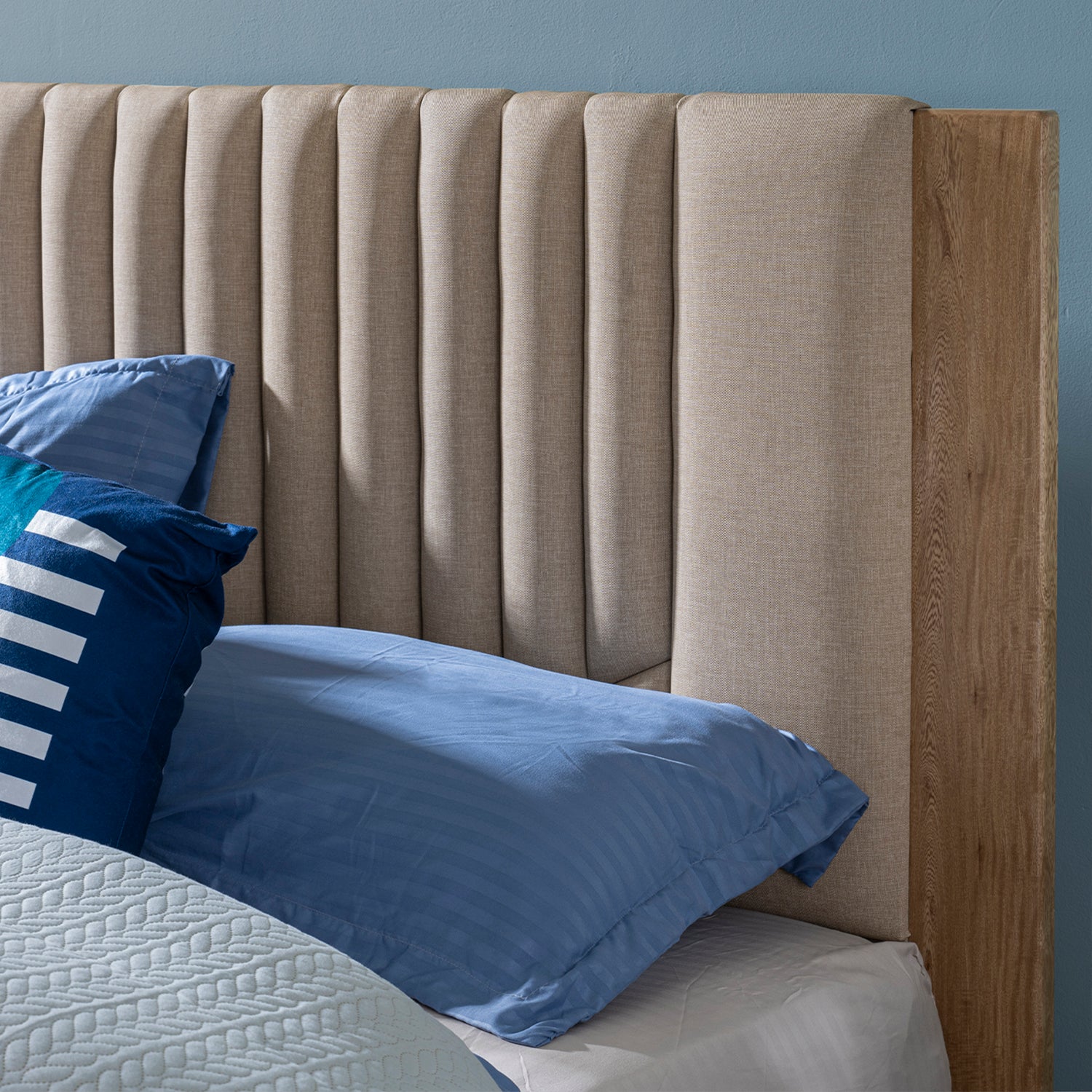 Cama Semi Doble Moscu Eurolino Marfil, Natural