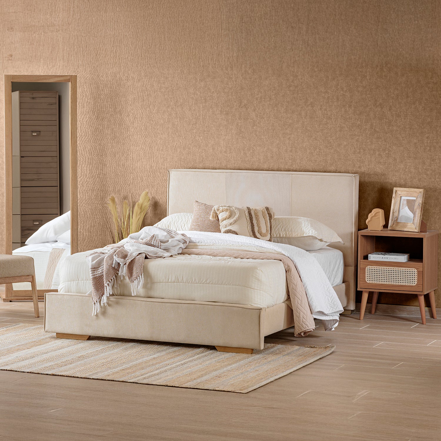 Combo Cama Doble Tokyo Beige, Natural + Colchón Valencia New Ortopédico