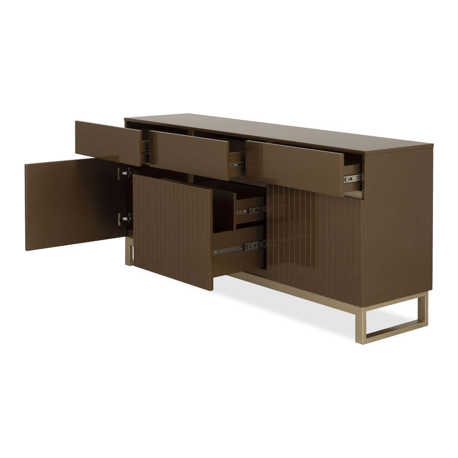 Bifé Berlin Bronce, Champaña Premium